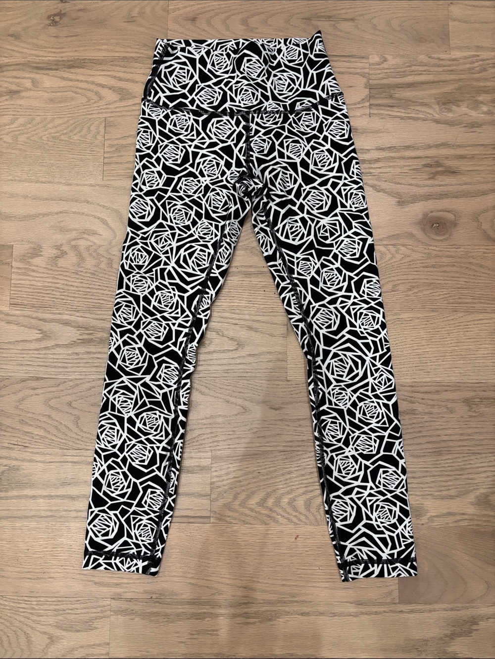 lululemon athletica Black & White Rose-Print Leggings